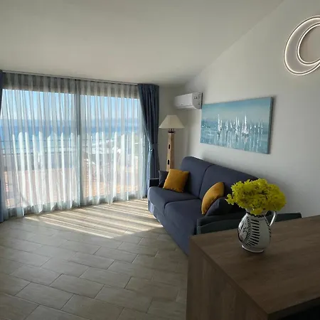 Διαμέρισμα The Seaside Serenity Terrace