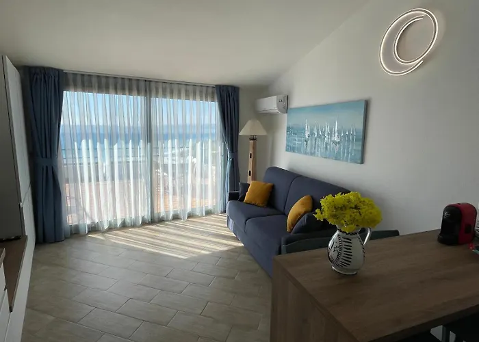 アパート The Seaside Serenity Terrace